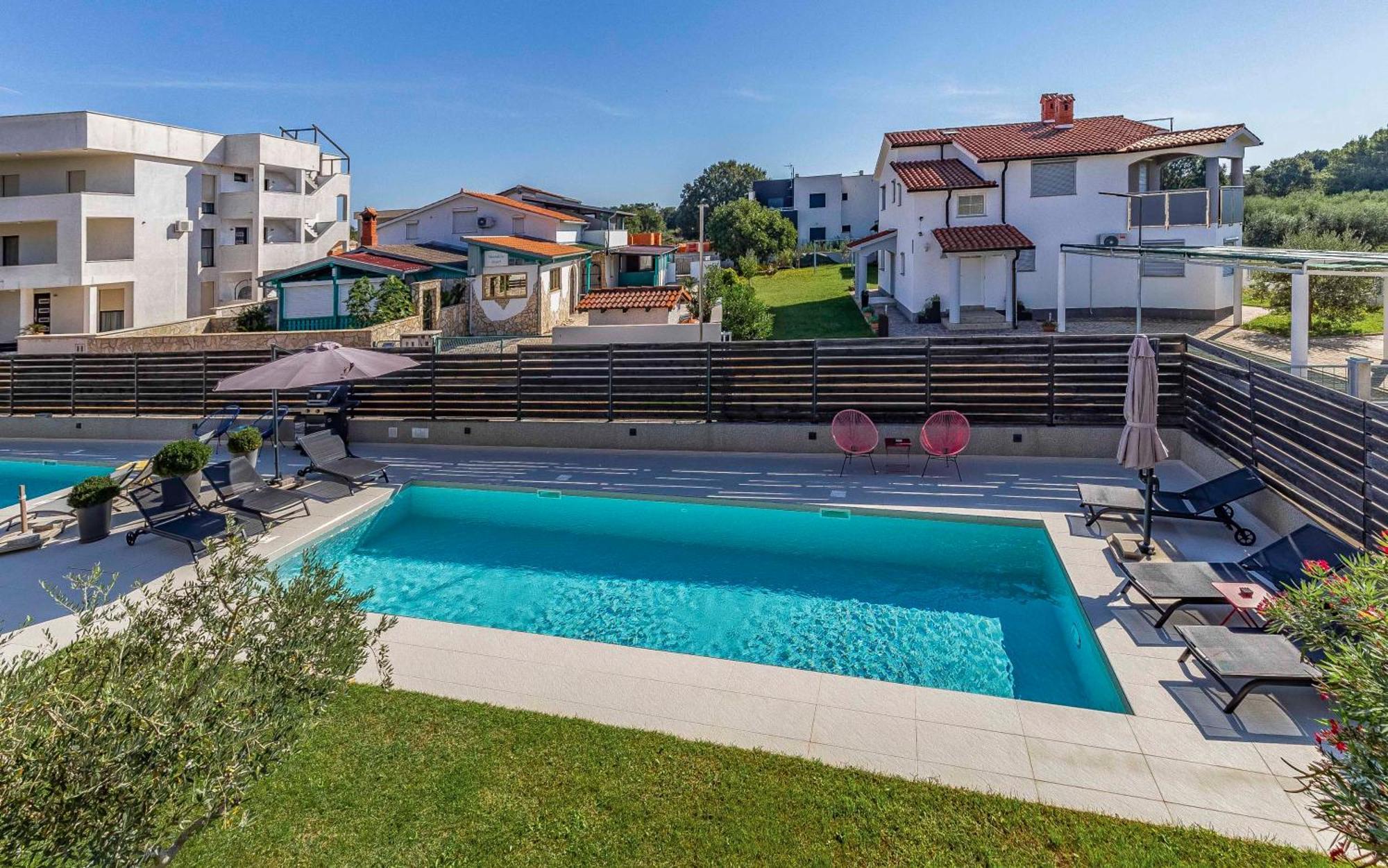Ap Caci Mit Pool - Istriensonne 0712-0737 Apartment Medulin Bagian luar foto